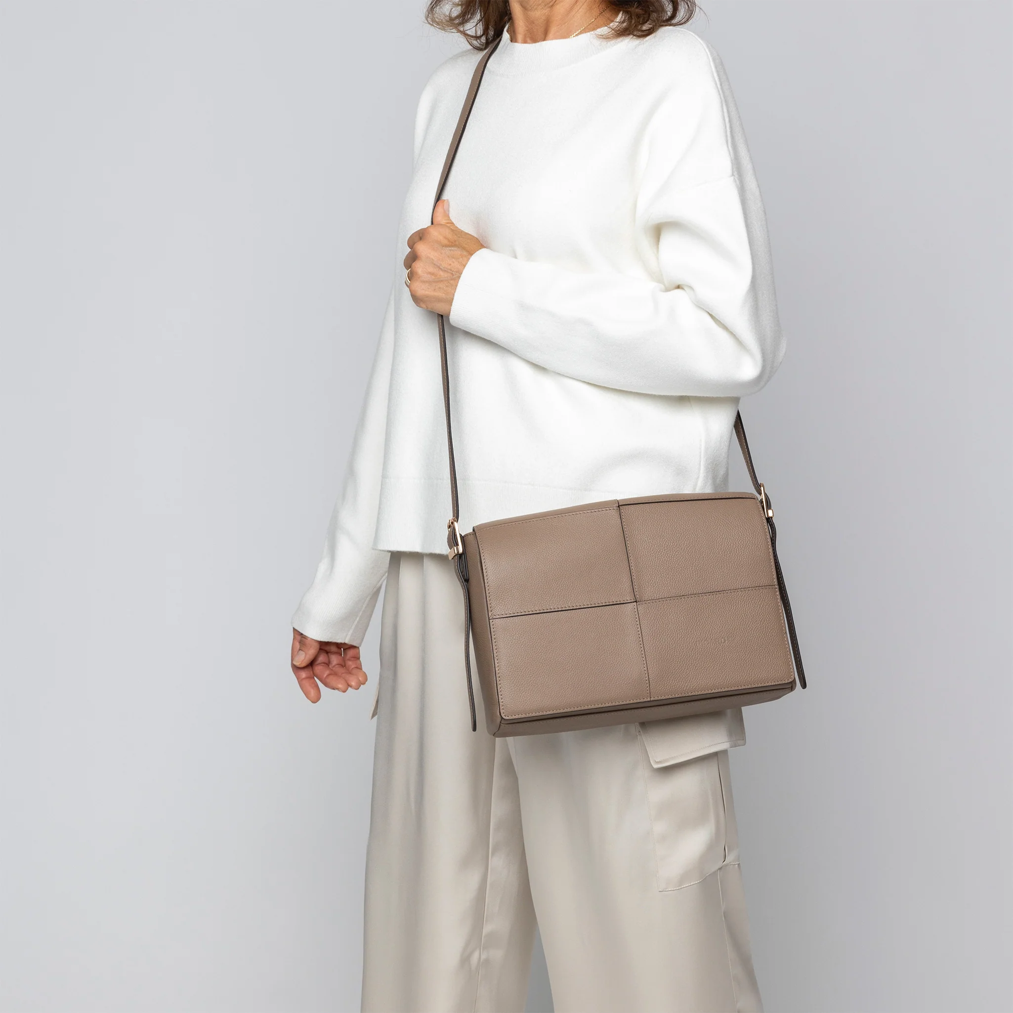 Schultertasche Claire R253 - Image 2